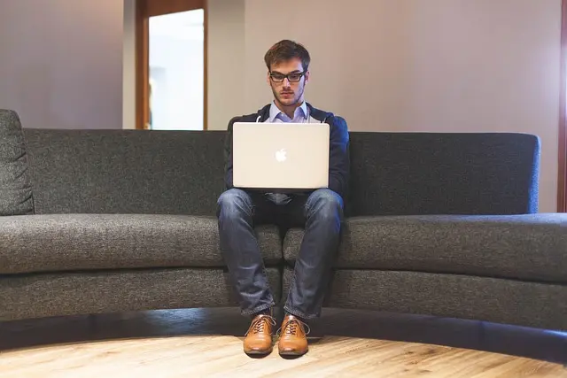 Microcrédit : Quelles opportunités pour les jeunes entrepreneurs ?