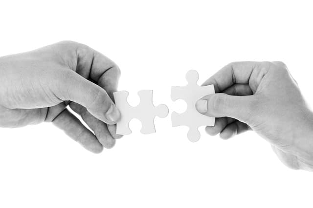 Microcrédit et financement participatif : quelles synergies ?